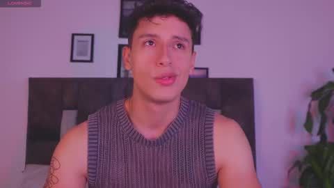 Snapshot of guy_twinks chatting on 23, 3, 2026 Gabriel online show from 23, 3, 2026