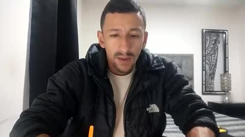 Snapshot of guykarim chatting on 14, 4, 2026 karim online show from 14, 4, 2026