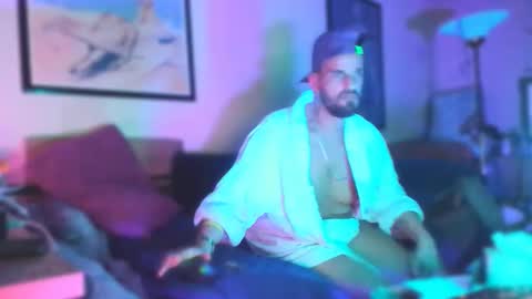 Snapshot of guyst_049 chatting on 5, 3, 2026 GuyST049 online show from 5, 3, 2026