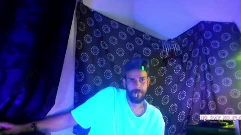 Snapshot of guyst_049 chatting on 21, 3, 2026 GuyST049 online show from 21, 3, 2026