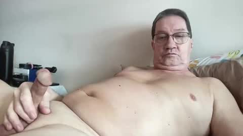 Snapshot of gwashere4u chatting on 11, 2, 2025 gwashere4u online show from 11, 2, 2025