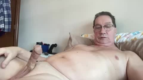 Snapshot of gwashere4u chatting on 24, 2, 2025 gwashere4u online show from 24, 2, 2025