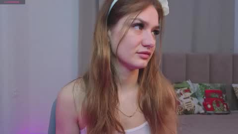Snapshot of gwendolyndrews chatting on 25, 3, 2026 Lisa online show from 25, 3, 2026