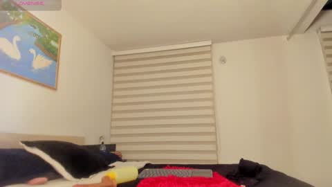 Snapshot of gwyneth_paltrow chatting on 5, 2, 2025 online show from 5, 2, 2025