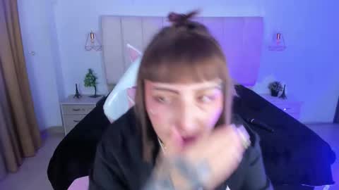 Snapshot of gyal_8_ chatting on 30, 11, 2025 gyal_8_ online show from 30, 11, 2025