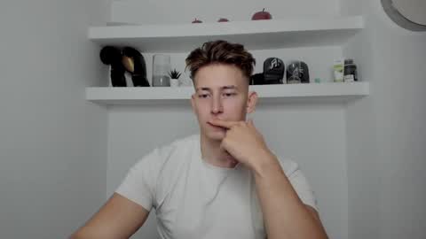 Snapshot of gym_alpha chatting on 3, 12, 2024 Oliver online show from 3, 12, 2024