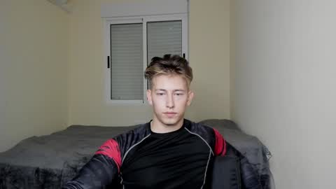 Snapshot of gym_alpha chatting on 15, 12, 2024 Oliver online show from 15, 12, 2024