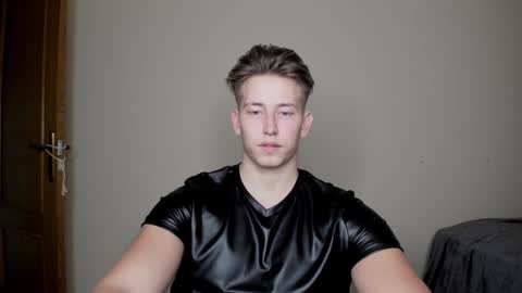 Snapshot of gym_alpha chatting on 23, 12, 2024 Oliver online show from 23, 12, 2024