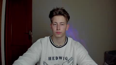 Snapshot of gym_alpha chatting on 5, 2, 2025 Oliver online show from 5, 2, 2025