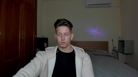 Snapshot of gym_alpha chatting on 6, 3, 2025 Oliver online show from 6, 3, 2025