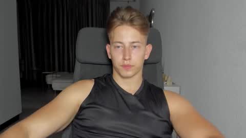 Snapshot of gym_alpha chatting on 15, 10, 2025 Oliver online show from 15, 10, 2025