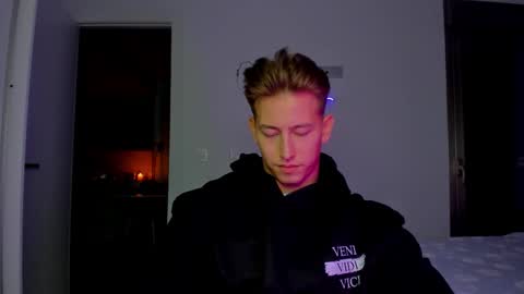 Snapshot of gym_alpha chatting on 6, 1, 2026 Oliver online show from 6, 1, 2026