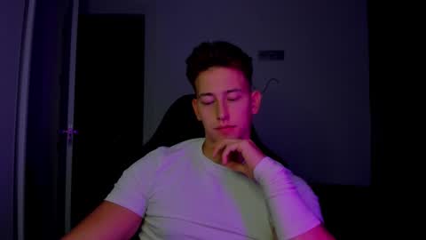 Snapshot of gym_alpha chatting on 15, 1, 2026 Oliver online show from 15, 1, 2026