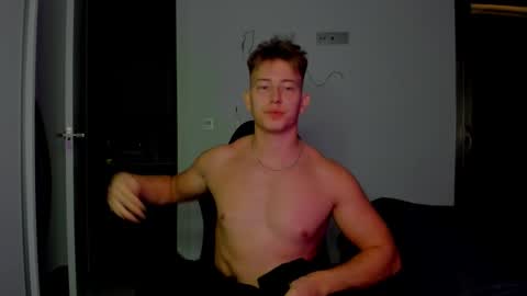 Snapshot of gym_alpha chatting on 3, 2, 2026 Oliver online show from 3, 2, 2026