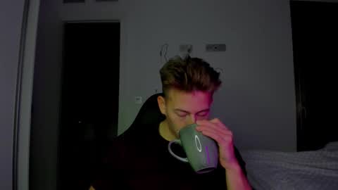 Snapshot of gym_alpha chatting on 14, 2, 2026 Oliver online show from 14, 2, 2026