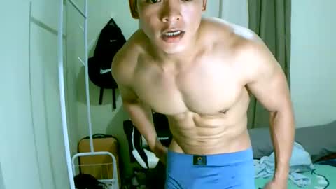 Snapshot of gymnasmenos chatting on 12, 3, 2026 AJ online show from 12, 3, 2026