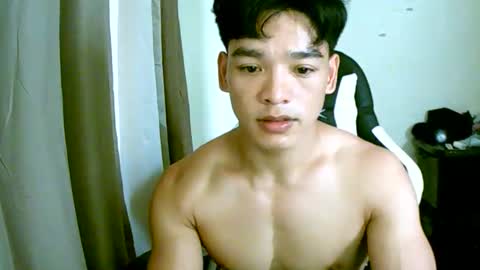 Snapshot of gymnasmenos chatting on 21, 3, 2026 AJ online show from 21, 3, 2026