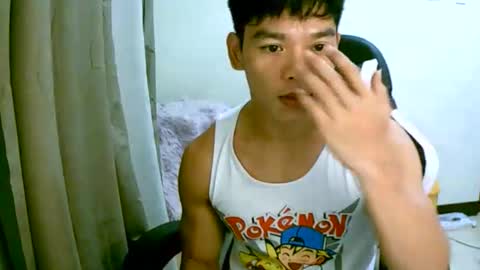 Snapshot of gymnasmenos chatting on 21, 4, 2026 AJ online show from 21, 4, 2026