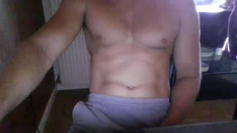 Snapshot of gymxxx_ chatting on 27, 6, 2026 gymxxx_ online show from 27, 6, 2026