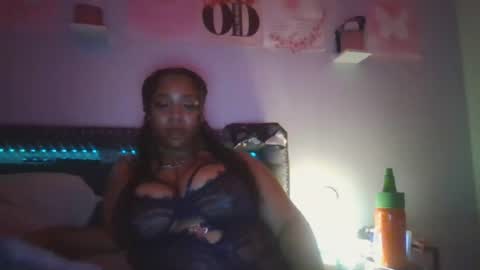 Hon3y online show from 30, 7, 2026