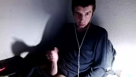 Snapshot of h1dden_reality chatting on 1, 12, 2025 h1dden_reality online show from 1, 12, 2025