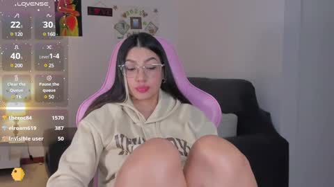 Paulina  online show from 6, 3, 2025