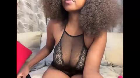 Snapshot of h_o_t_goddess chatting on 18, 3, 2026 h_o_t_goddess online show from 18, 3, 2026