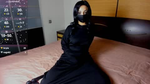 Linda online show from 4, 1, 2025