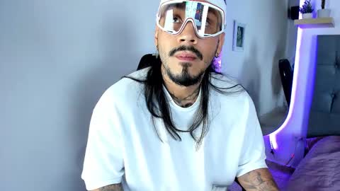 hache222 online show from 14, 2, 2025