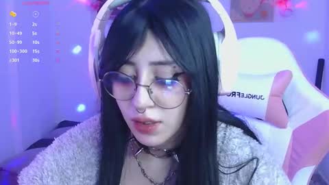 Snapshot of hachiko_love chatting on 18, 12, 2025 Hachiko online show from 18, 12, 2025