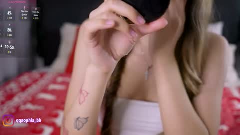 Hi Im Rebecca Glad to see you in my room  PVT is open online show from 20, 12, 2025