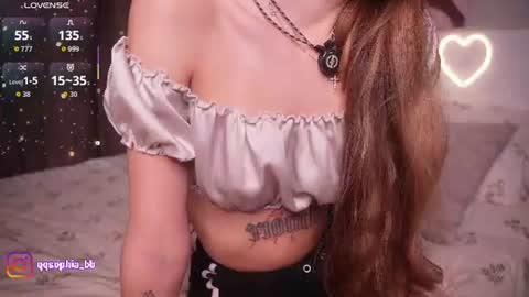 Snapshot of hadleynichols chatting on 17, 7, 2026 Hi Im Rebecca Glad to see you in my room PVT is open online show from 17, 7, 2026