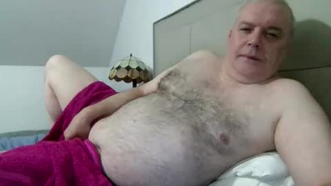 Snapshot of haggisstop chatting on 12, 11, 2025 haggisstop online show from 12, 11, 2025