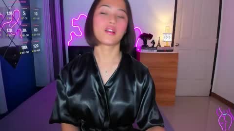 Snapshot of hailee_delevinge chatting on 12, 4, 2026 eurasian girl andrea online show from 12, 4, 2026