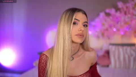 Snapshot of hailey_madow chatting on 5, 7, 2026 Hailey online show from 5, 7, 2026