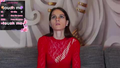 HaileyPeach online show from 6, 2, 2026