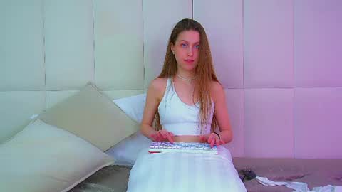 Snapshot of haileyarden chatting on 2, 7, 2026 Hailey online show from 2, 7, 2026