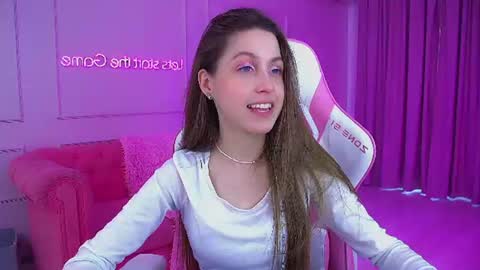 Snapshot of haileyarden chatting on 5, 7, 2026 Hailey online show from 5, 7, 2026
