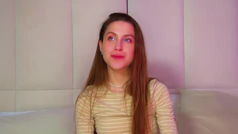 Snapshot of haileyarden chatting on 15, 7, 2026 Hailey online show from 15, 7, 2026