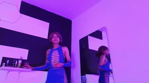 haileycat_ online show from 9, 9, 2025
