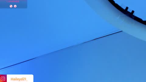 Hailey online show from 3, 2, 2026