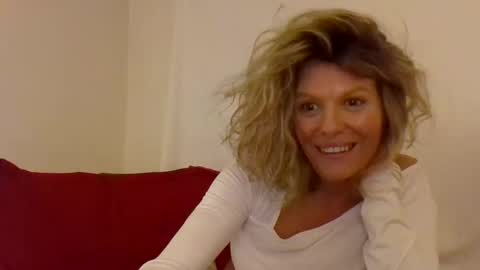 Snapshot of haileys123 chatting on 12, 3, 2025 Hailey online show from 12, 3, 2025