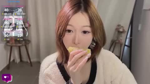 Snapshot of hailili_ chatting on 15, 12, 2025 Hailili online show from 15, 12, 2025