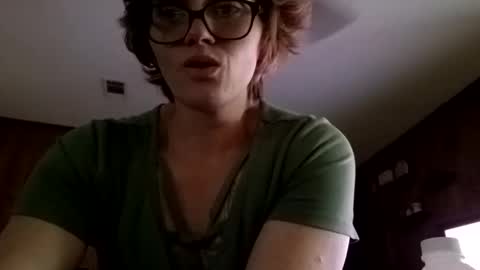 Snapshot of hailstorm32 chatting on 17, 2, 2025 hailstorm32 online show from 17, 2, 2025