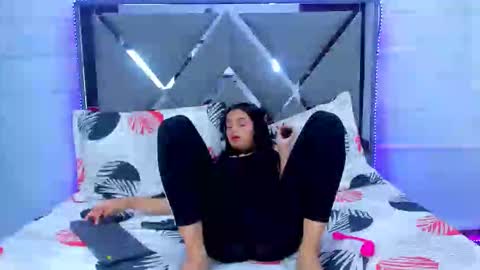 haily_hot_girl online show from 30, 3, 2026