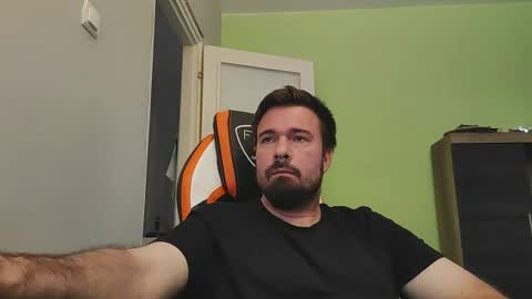 Snapshot of hairy_guy007 chatting on 13, 6, 2026 hairy_guy007 online show from 13, 6, 2026