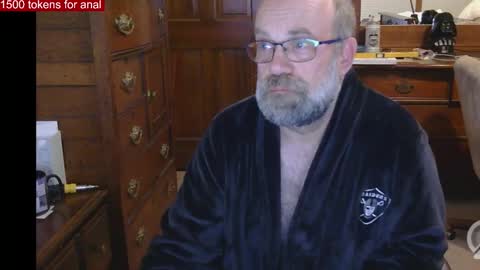 Snapshot of hairydaddybear69 chatting on 18, 3, 2026 HairyDaddyBear69 online show from 18, 3, 2026