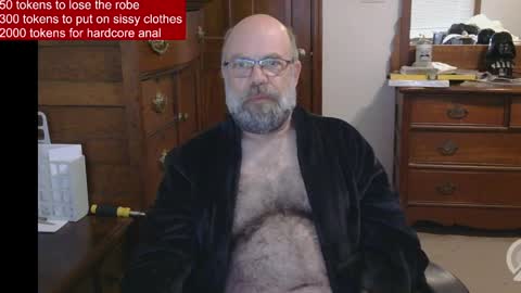 Snapshot of hairydaddybear69 chatting on 4, 4, 2026 HairyDaddyBear69 online show from 4, 4, 2026