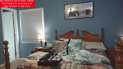 Snapshot of hairydaddybear69 chatting on 5, 4, 2026 HairyDaddyBear69 online show from 5, 4, 2026