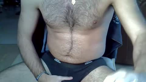 Snapshot of hairydaduncut chatting on 22, 12, 2025 hairydaduncut online show from 22, 12, 2025